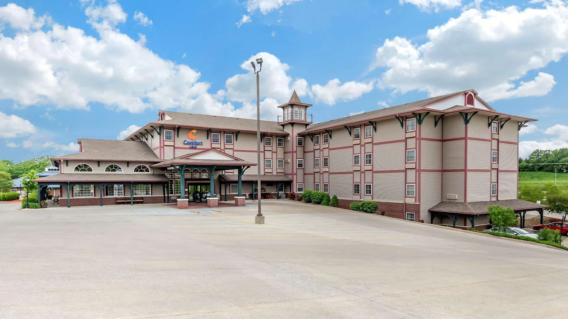 Staying Near Babe's Family Fun Ctr: 4 Business Hotels Compared