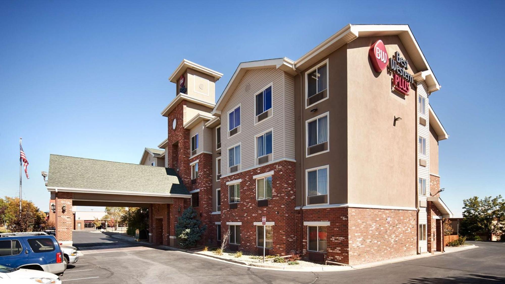 Staying Near Aurora Sports Park: 4 Business Hotels Compared